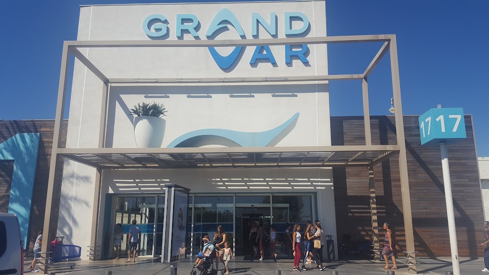 Centre Commercial Grand Var