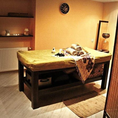 Nowakowski Massage