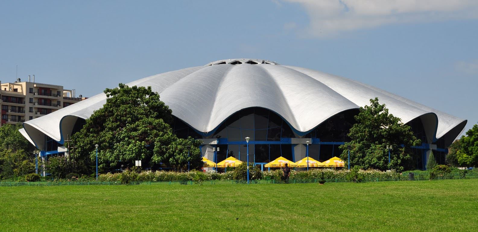 Circul Metropolitan