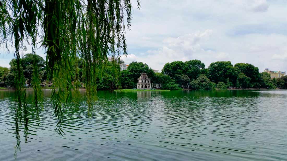Lake of the Restored Sword (Hoan Kiem Lake)