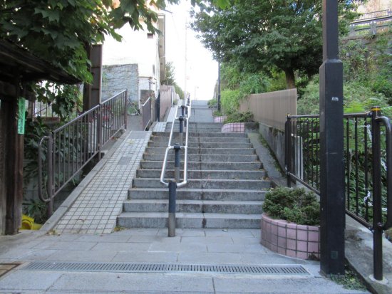 Tadonzaka
