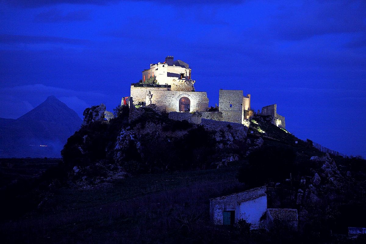 Castello di Calatubo