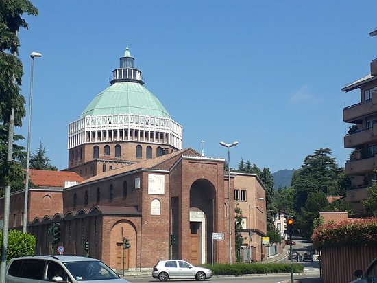 Parrocchia Sant'Antonio di Padova alla Brunella