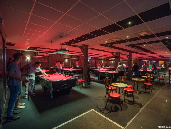 Le Beverly Pub
