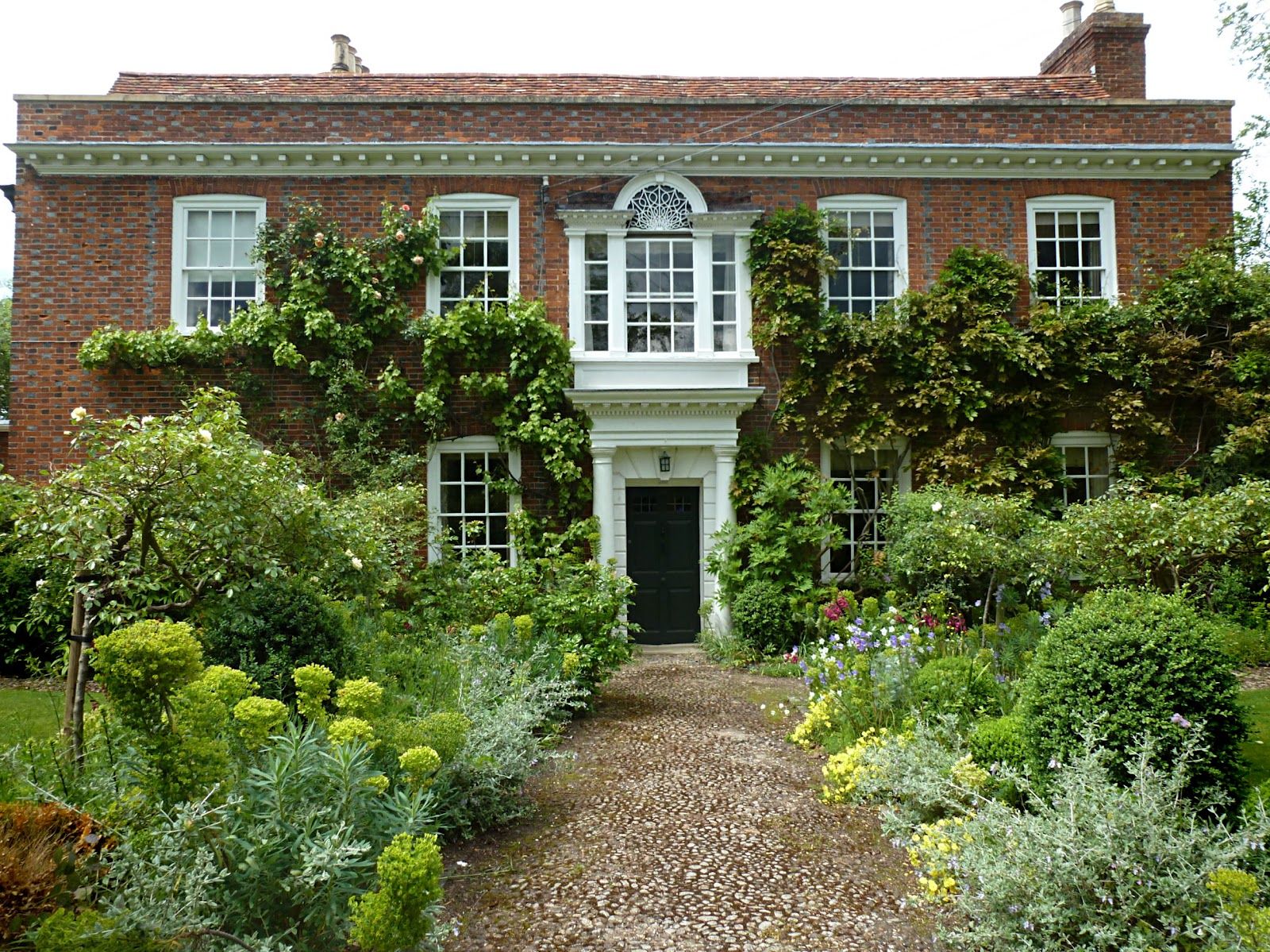Foxbrook Home and Garden
