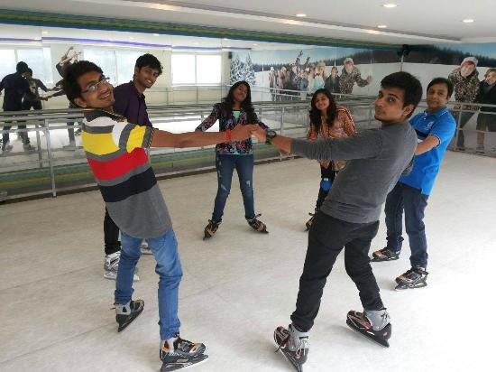 Ice Skating Cafe