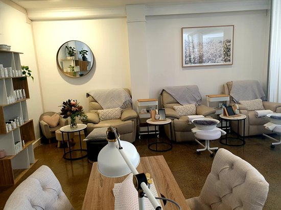 Fine Espresso Bar and Simplistic Spa