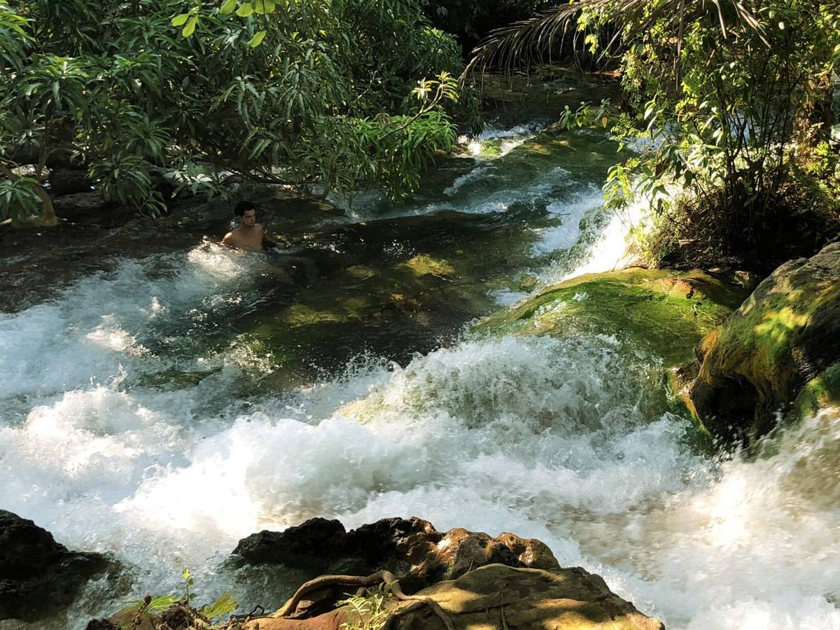 Mengeruda Hot Spring