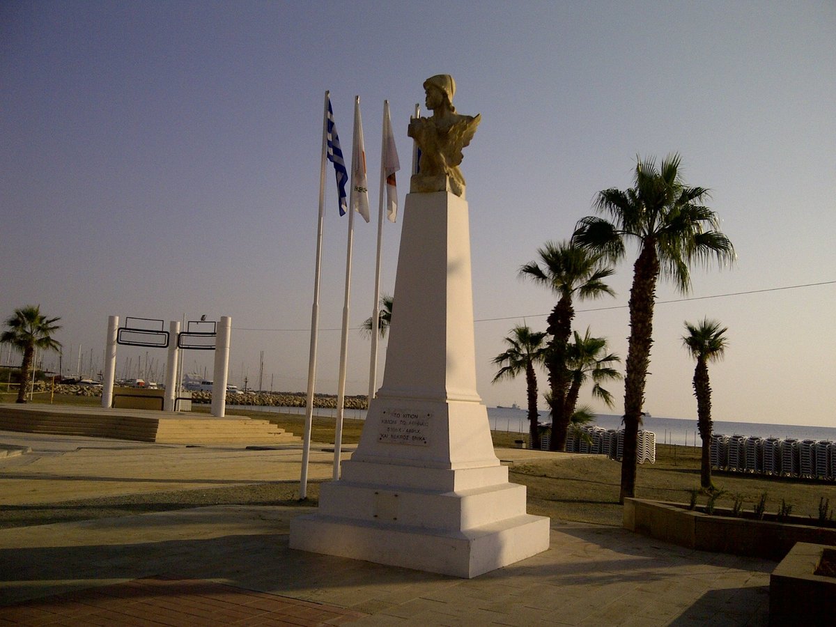 Zeno of Kition Statue