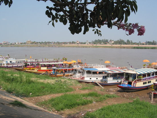 Tonlé Sap River