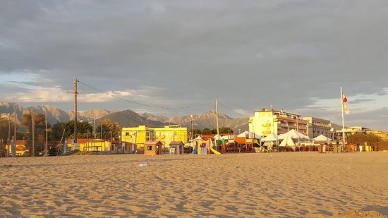 Spiaggia Libera Attrezzata Oasi Chiosco