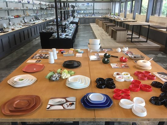 Hizen Yoshida Former of Pottery Hall