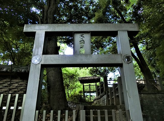 Jindai-ji Temple Fudo Waterfall