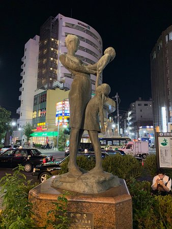 Kagayaki Statue
