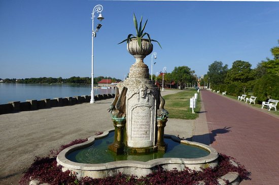 The memorial fountain