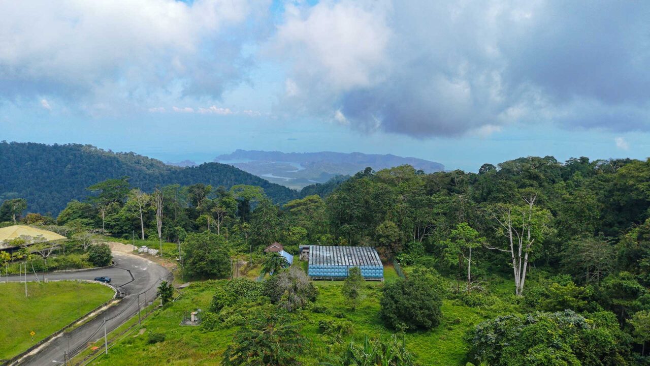 Gunung Raya
