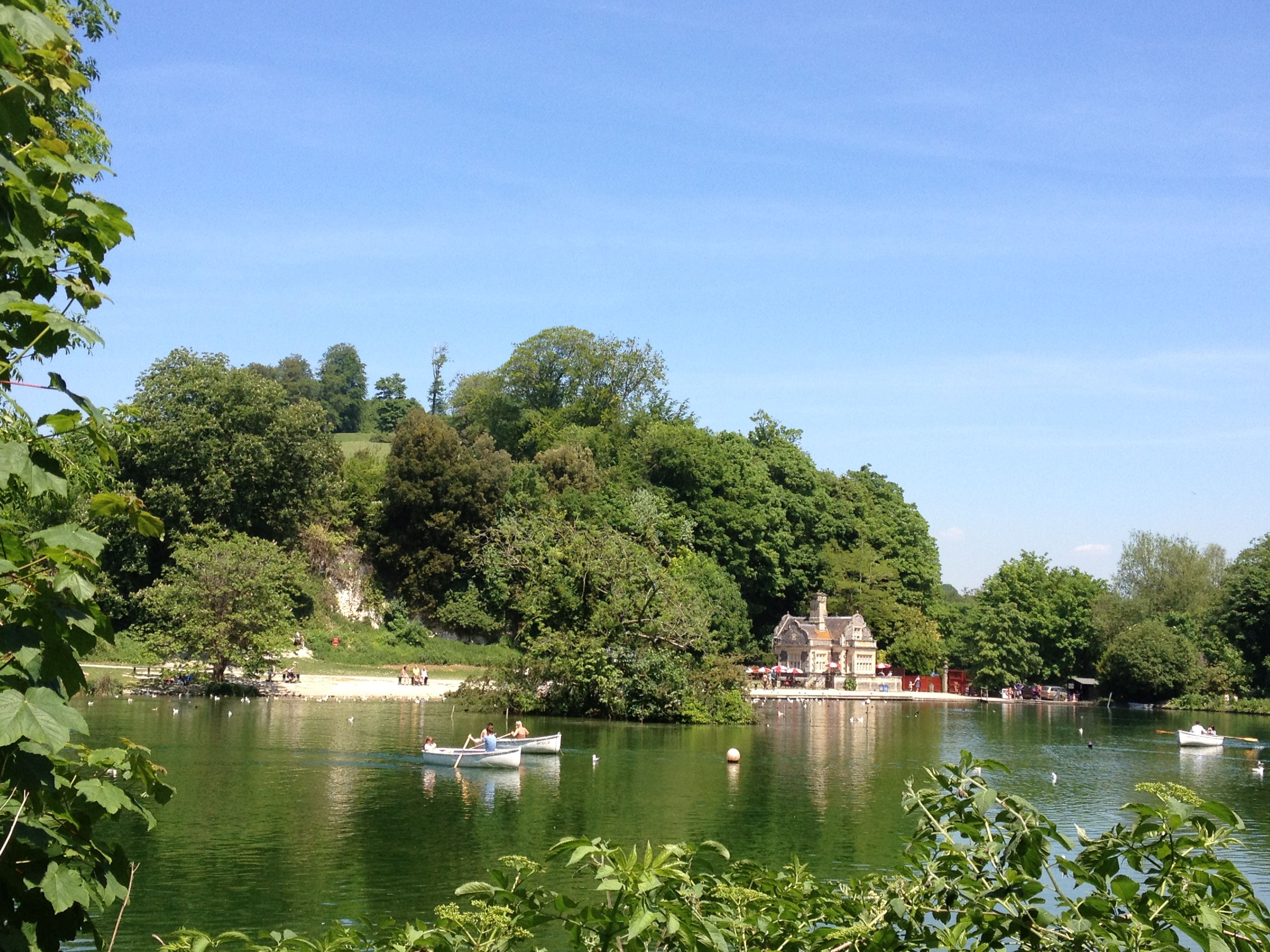 Swanbourne Lake