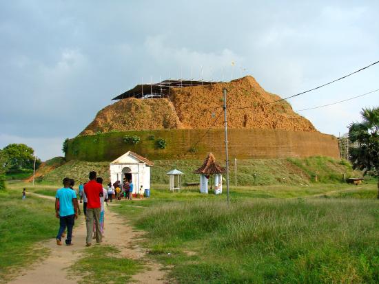 Deegavapi Stupa
