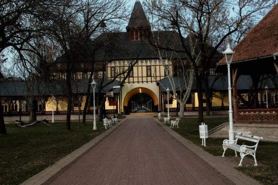 Park Heroja