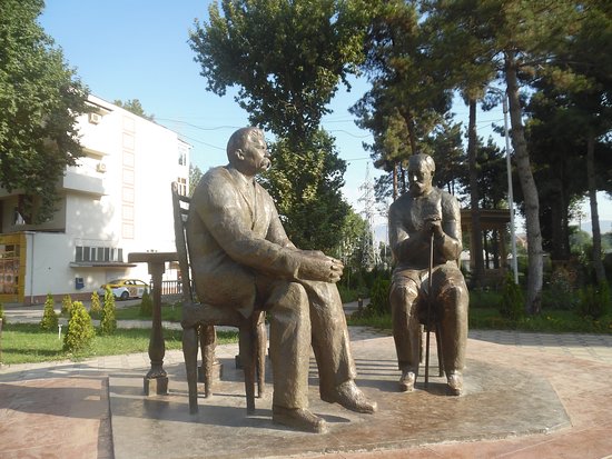 Monument to Sadriddin Aini and Maxim Gorky