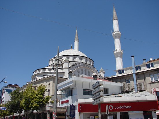Izzet Pasa Camii