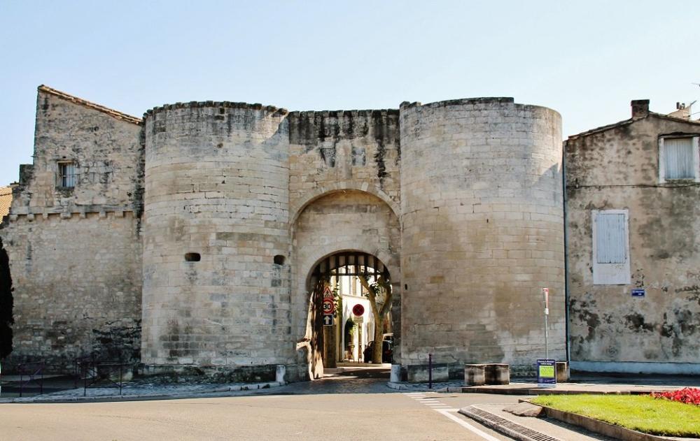 Porte Condamine Tarascon City Gate