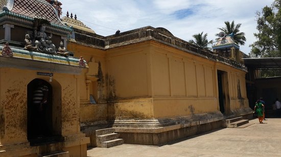 Keelaperumpallam Temple