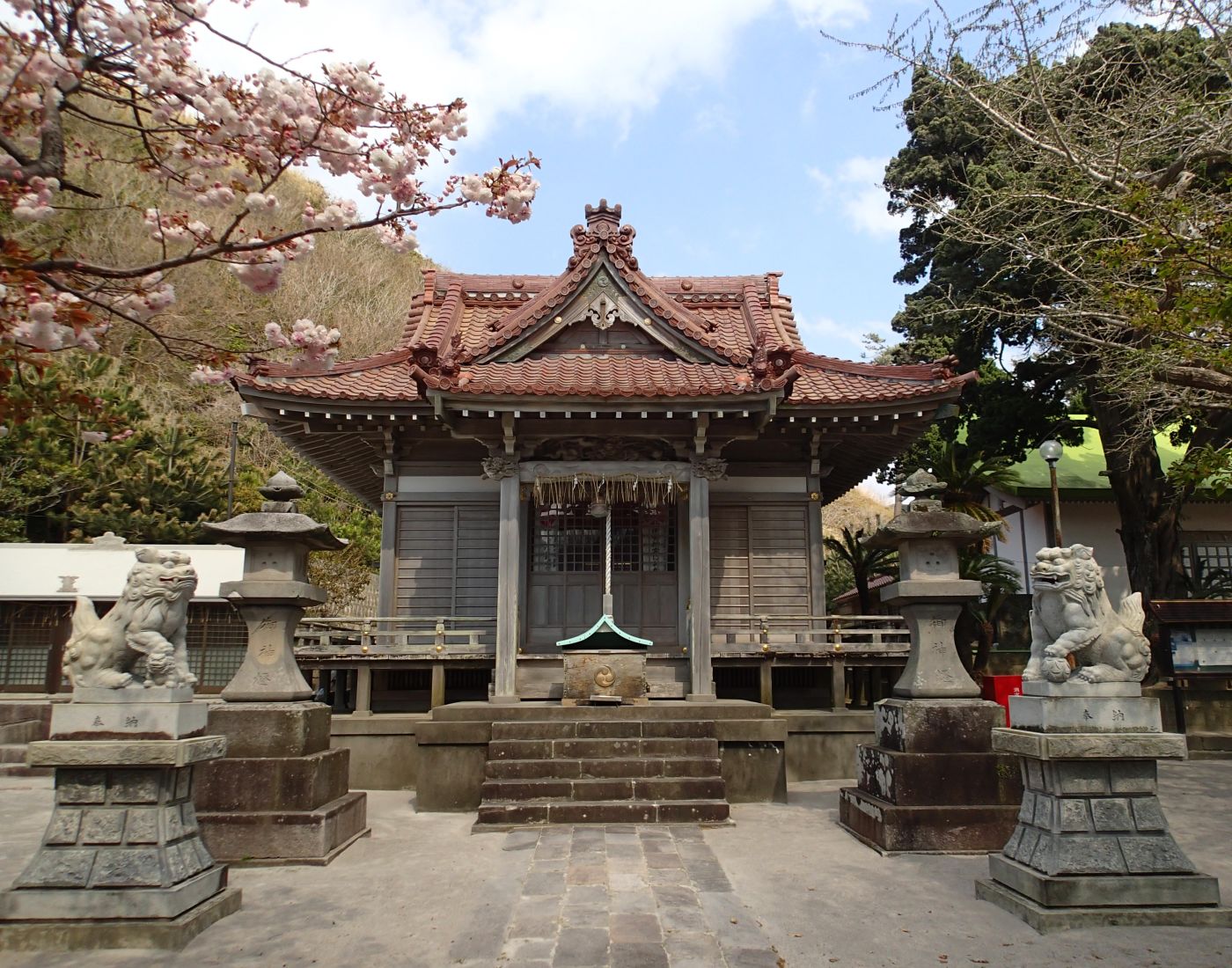 Monoiminanomikoto Shrine