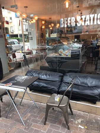 Beer Station Holon