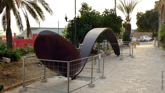 Uri Geller Museum