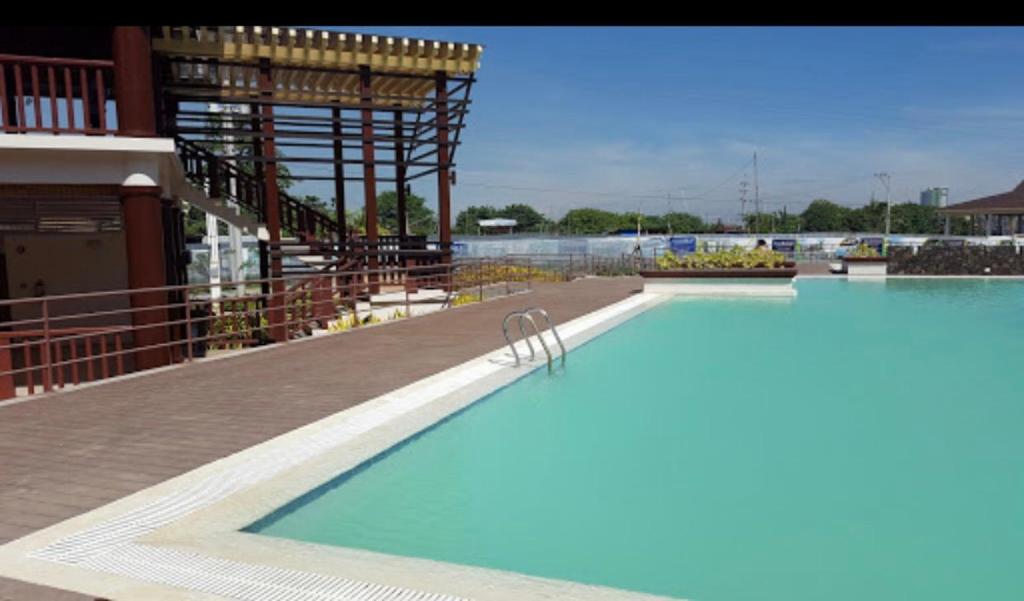 Lucky 9 Swimming Pool