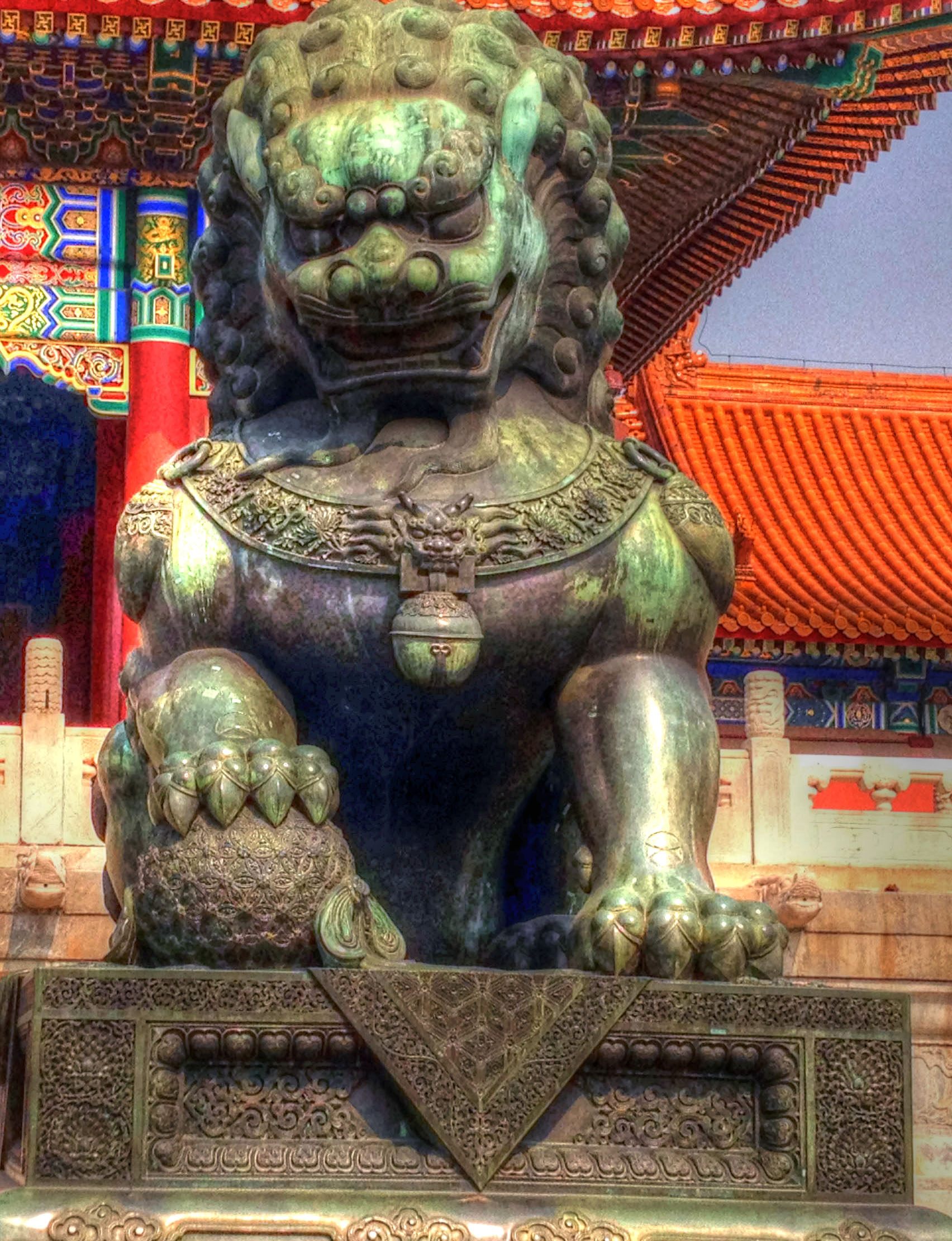 Beijing God of Thousand Hand and Eye Statue