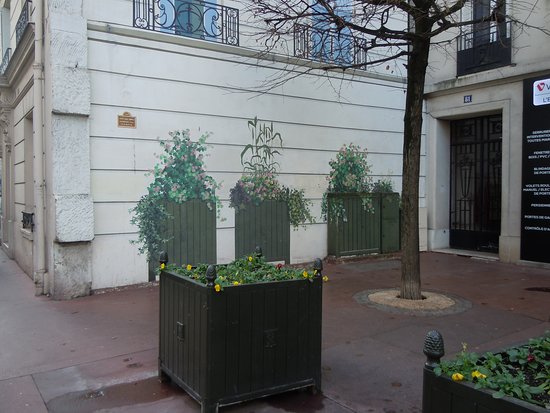 Fresque La Facade