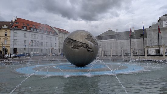 Fontain World