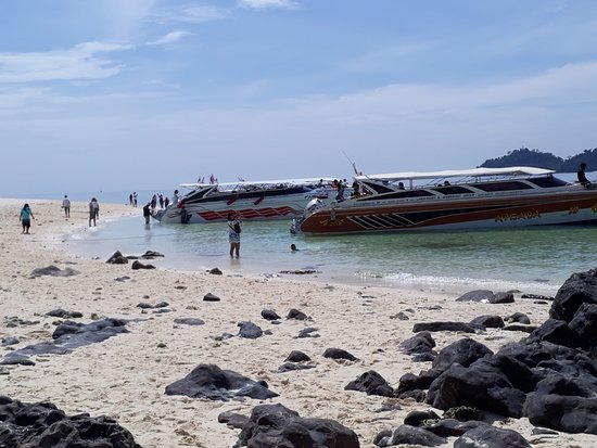 Bundhaya Speed Boat