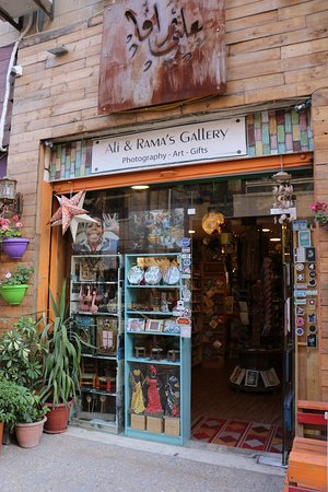 Ali & Rama's Gallery