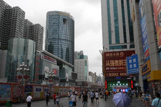 JinGangCheng ShangYeJie