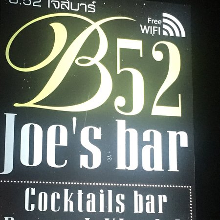 B52 Joe's Bar