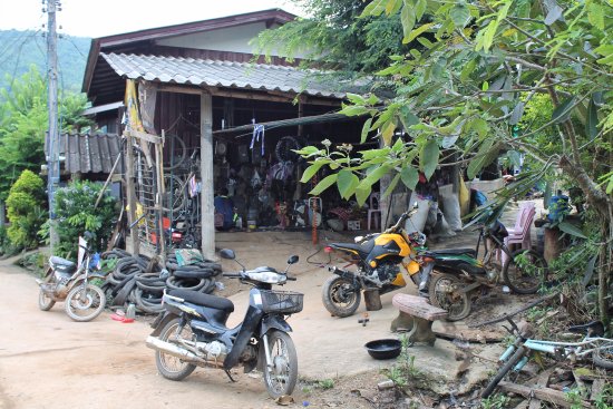 Ban Karieng Ruammit