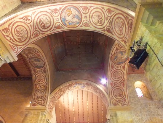 Église Romane de Rougemont