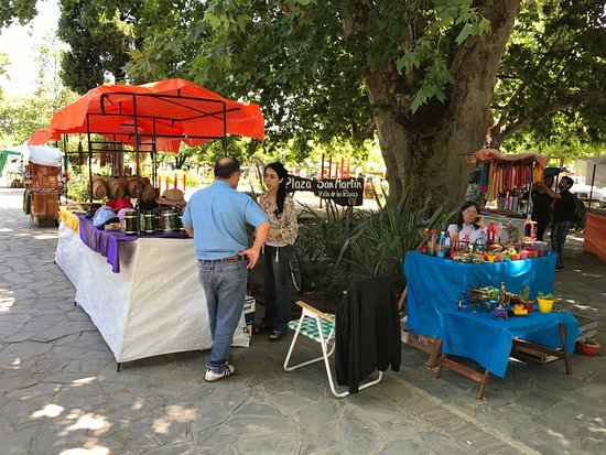 Feria de Artesanos de Villa de las Rosas