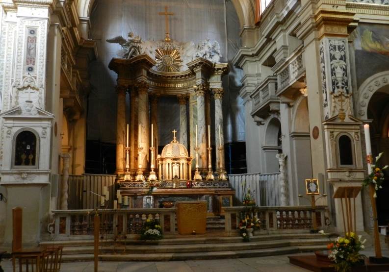 Chiesa della Santissima Trinita' o dei Battenti