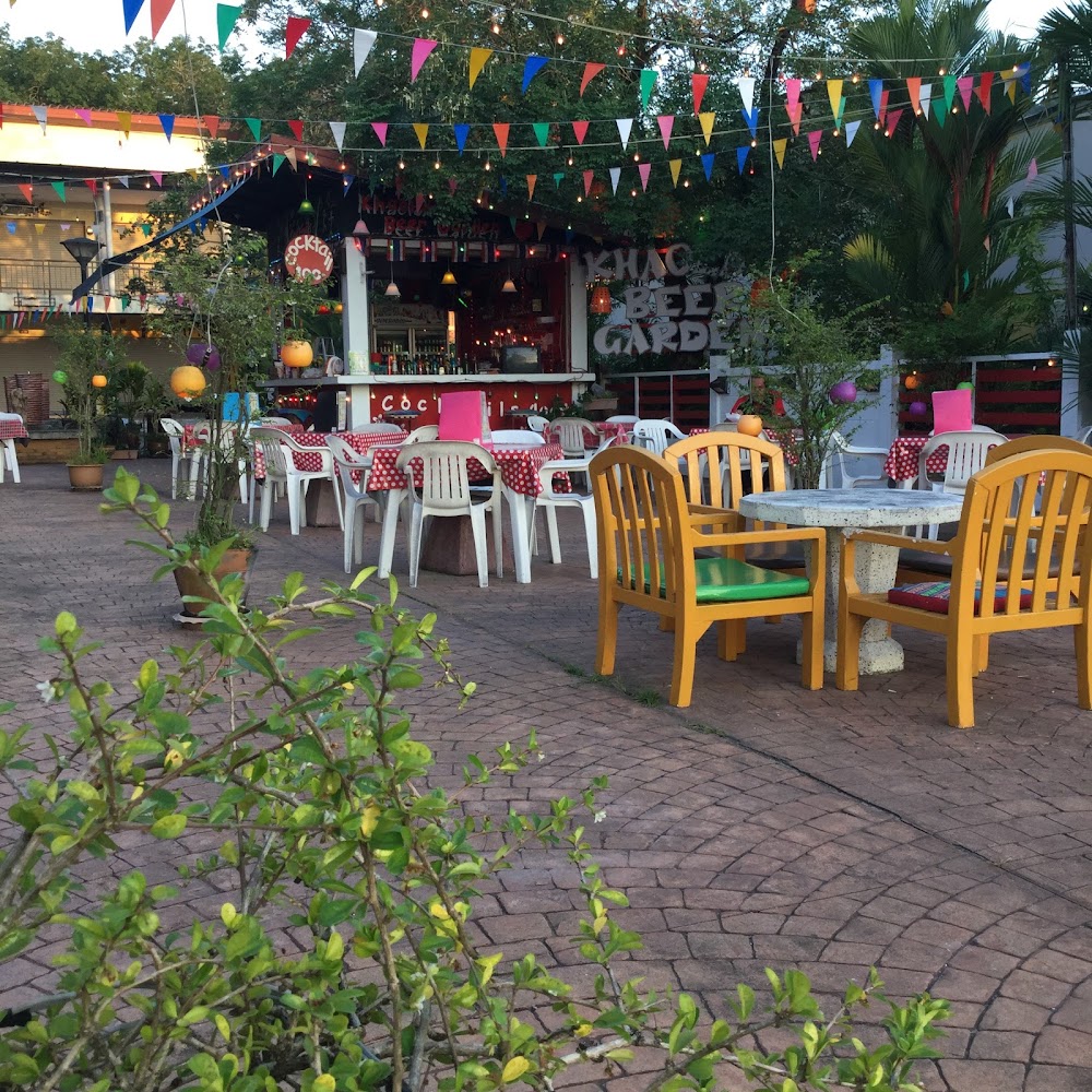 Khaolak Beer Garden