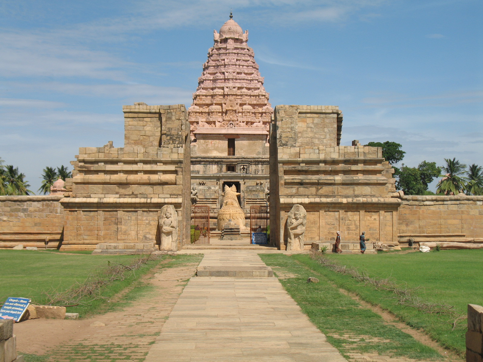Great Living Chola Temples