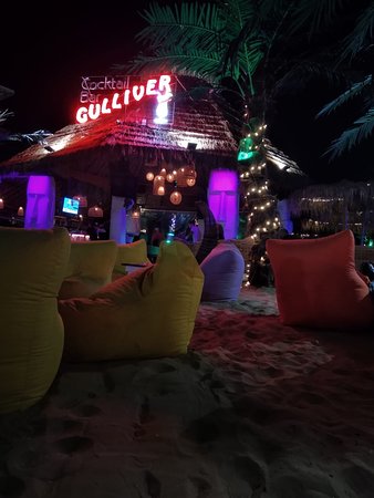 Gulliver Cocktail Bar