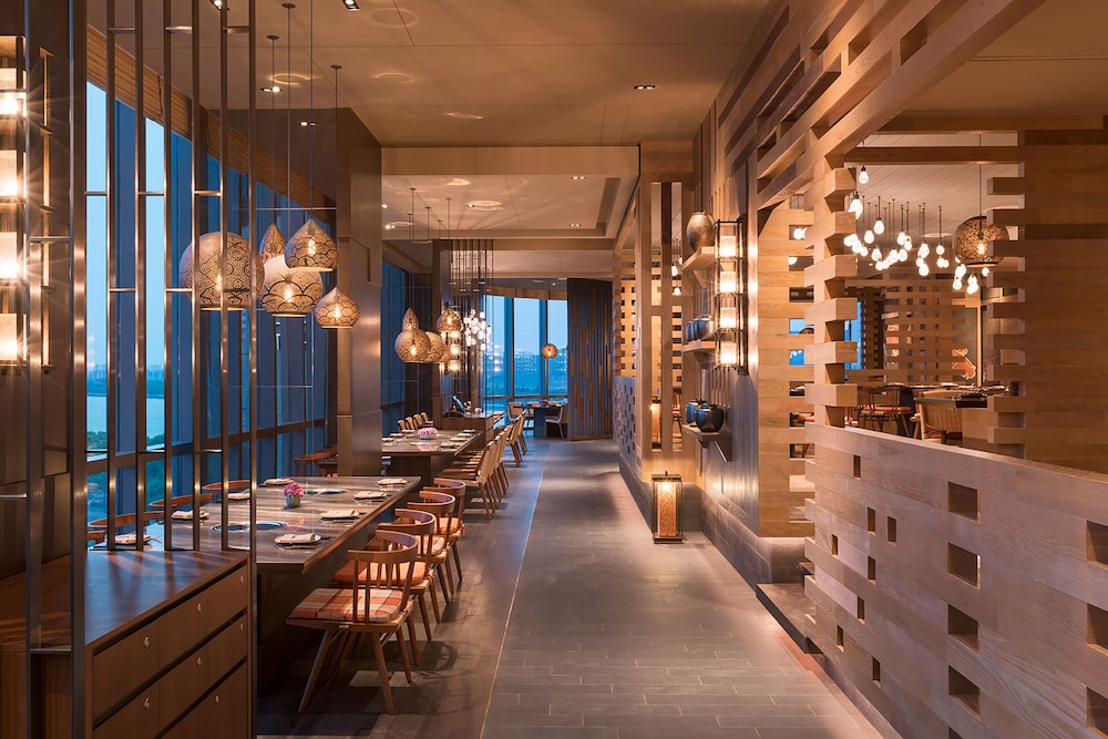 Hyatt party ID Mall