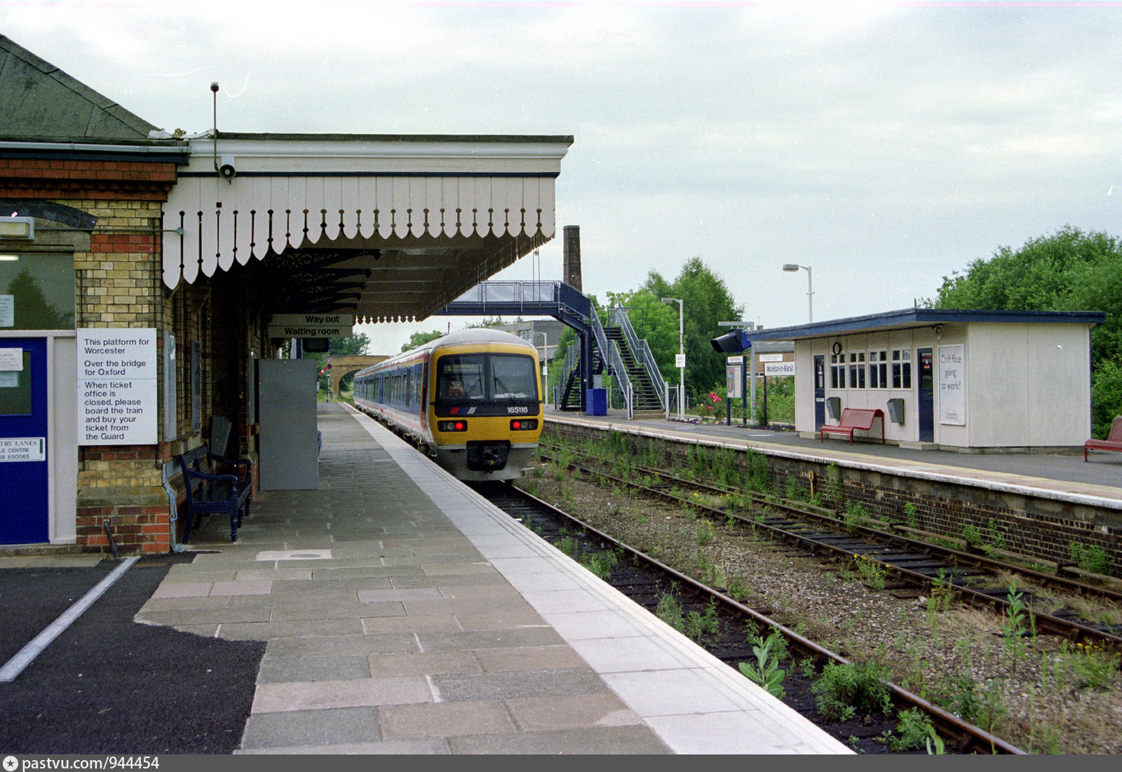 Moreton-in-Marsh Railway Station