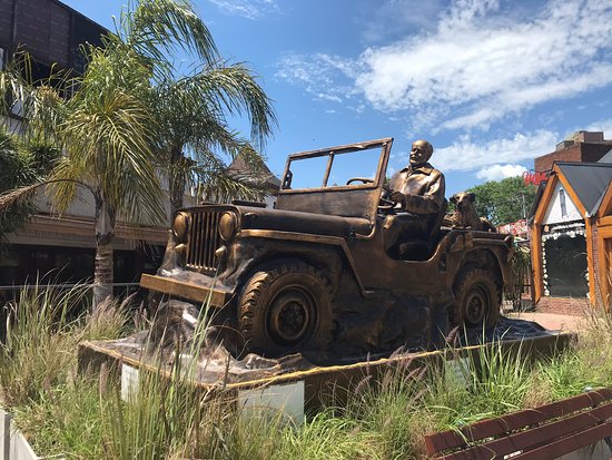 Monumento a Carlos Gesell