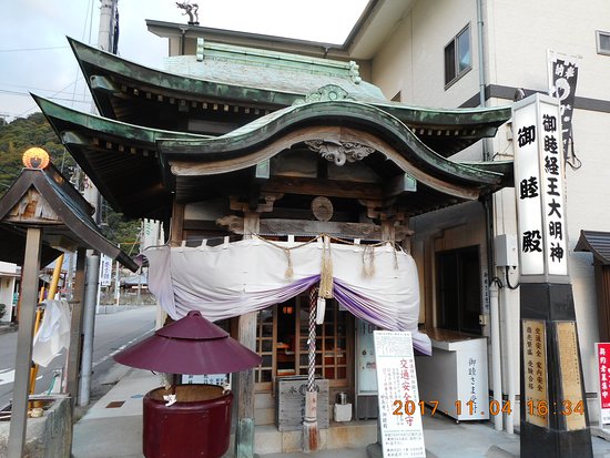 Myocho-ji Temple