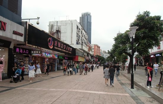 LianHua Lu ShangYeJie